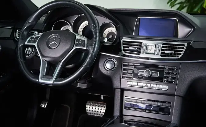 Mercedes benz E-Класс