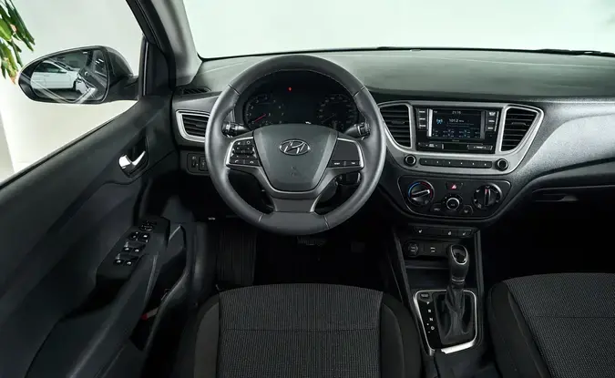 Hyundai Solaris