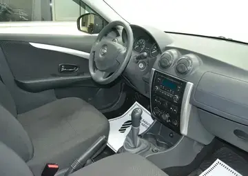 Nissan Almera Вид 5
