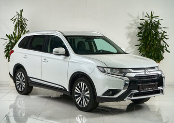 Mitsubishi Outlander Вид 3