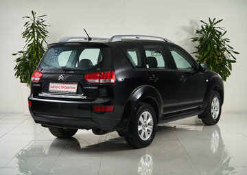 Citroen C-Crosser Вид 5
