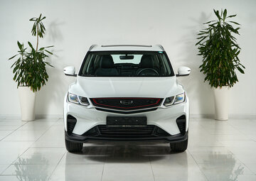 Geely Coolray Вид 2